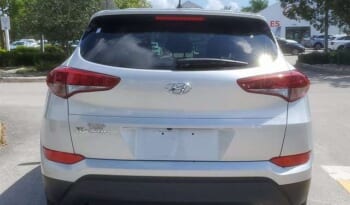 Hyundai Tucson full