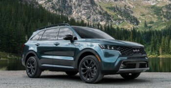 2023 Kia Sorento vs. 2023 Jeep Cherokee Comparison – Kelley Blue Book