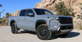 2024 Nissan Frontier vs. 2024 Chevrolet Colorado Comparison – Kelley Blue Book