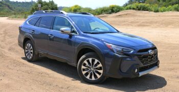 2024 Subaru Outback vs. 2024 Toyota Venza Comparison – Kelley Blue Book